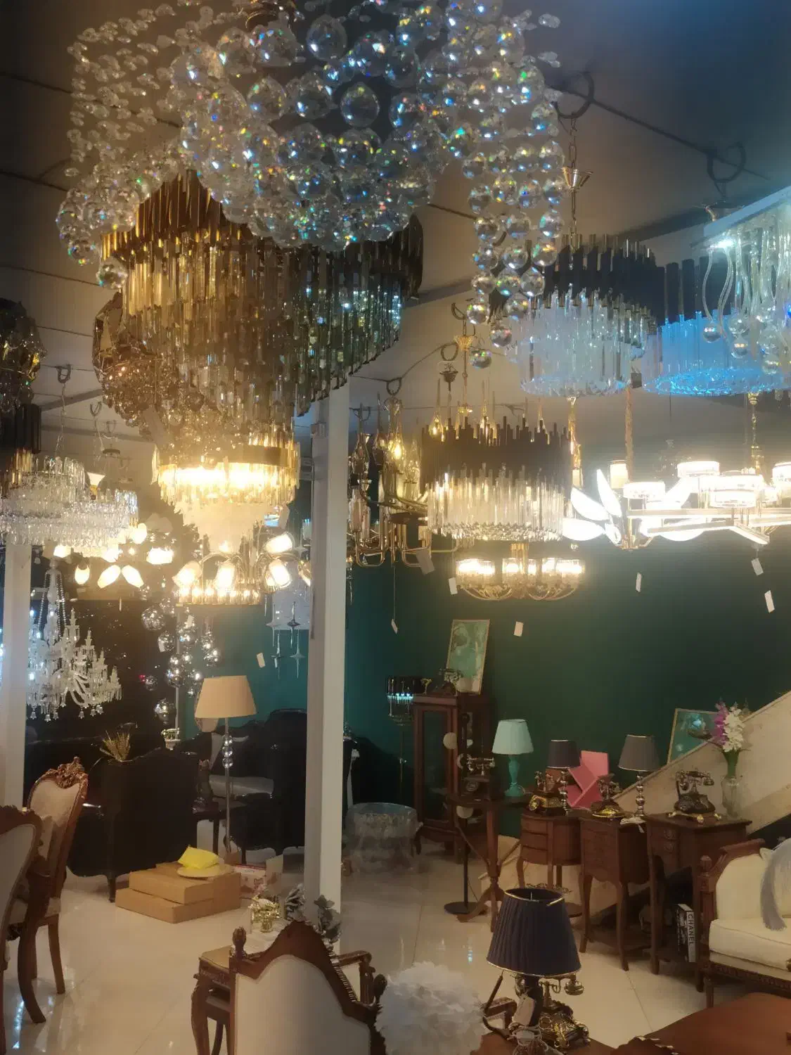 طرح تعویض لوستر کهنه با نو|لوستر و چراغ آویز|تالش, هشتپر|دیوار