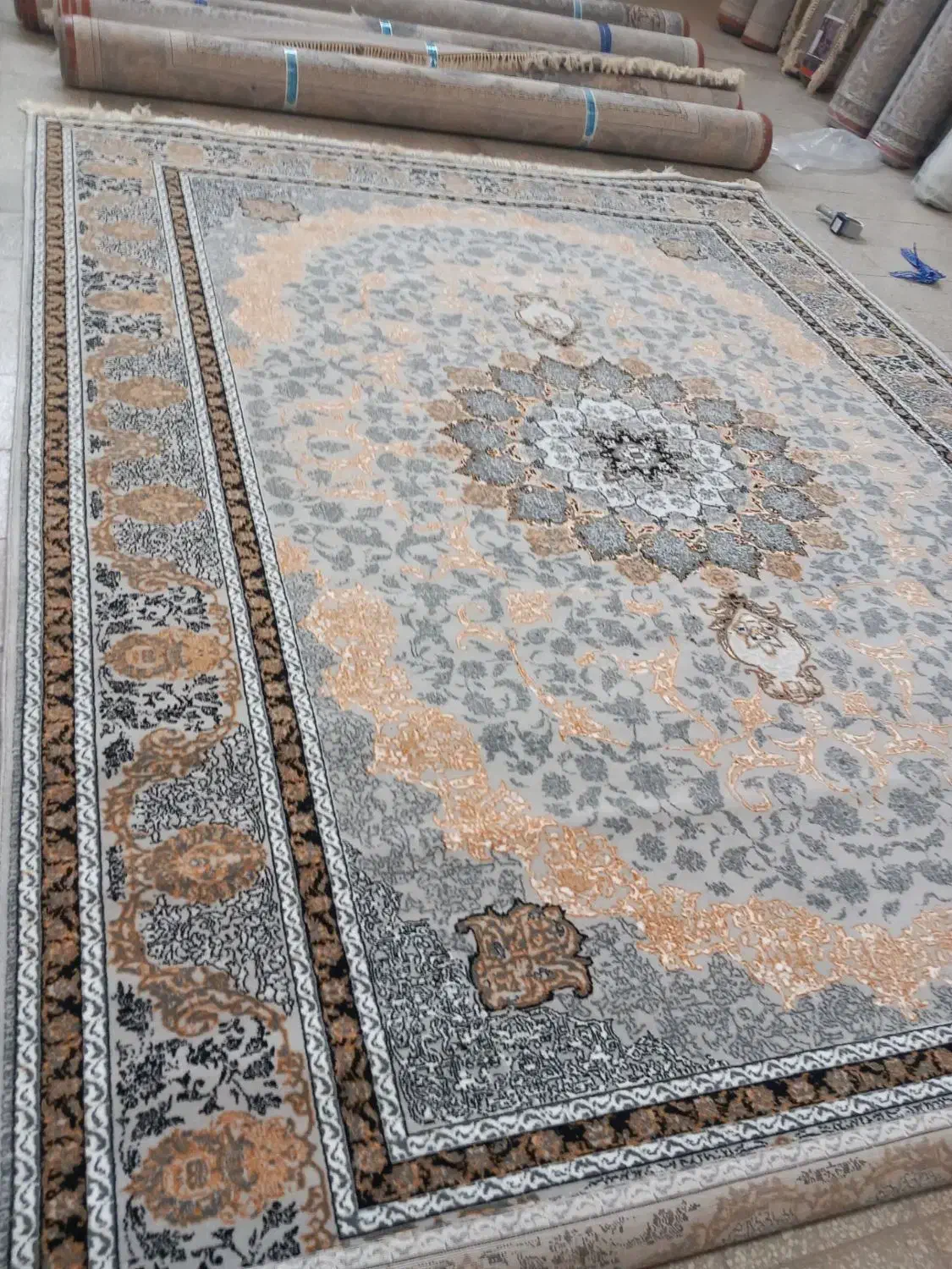 ۱۸ تخته فرش ۱۲متری (زیر قیمت کارخانه کاملا نو)|فرش|شاهرود, |دیوار