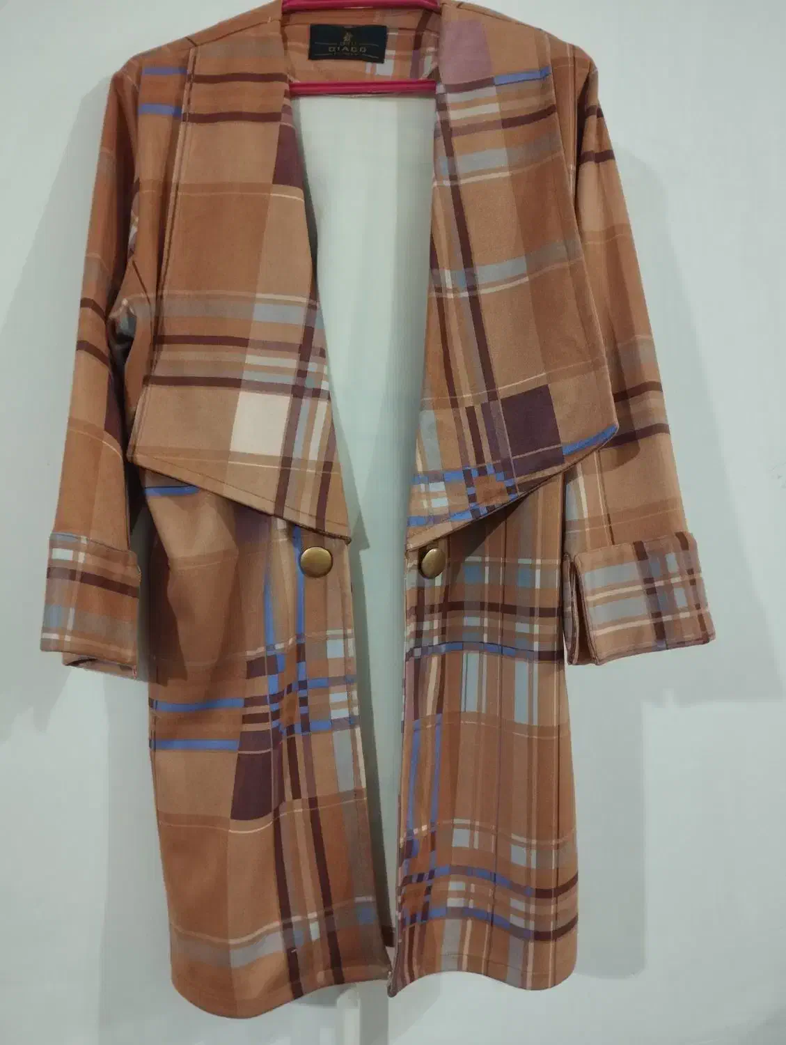 لباس|لباس|رشت, پیرکلاچای|دیوار