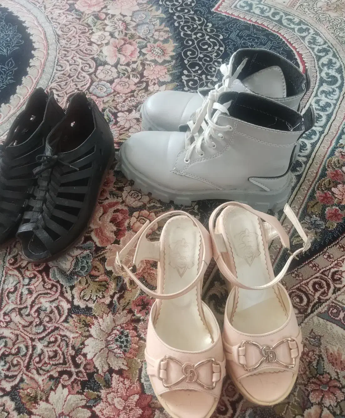 نیم‌بوت‌صندل مجلسی|کیف، کفش، کمربند|مشهد, کوی دروی|دیوار