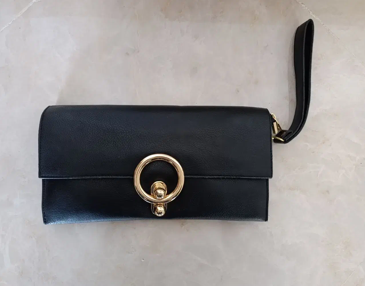 کیف|کیف، کفش، کمربند|اراک, |دیوار