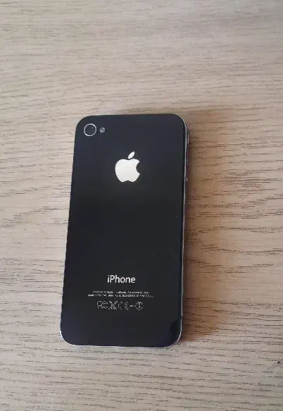 گوشی آیفون ۴|موبایل|شهرکرد, |دیوار