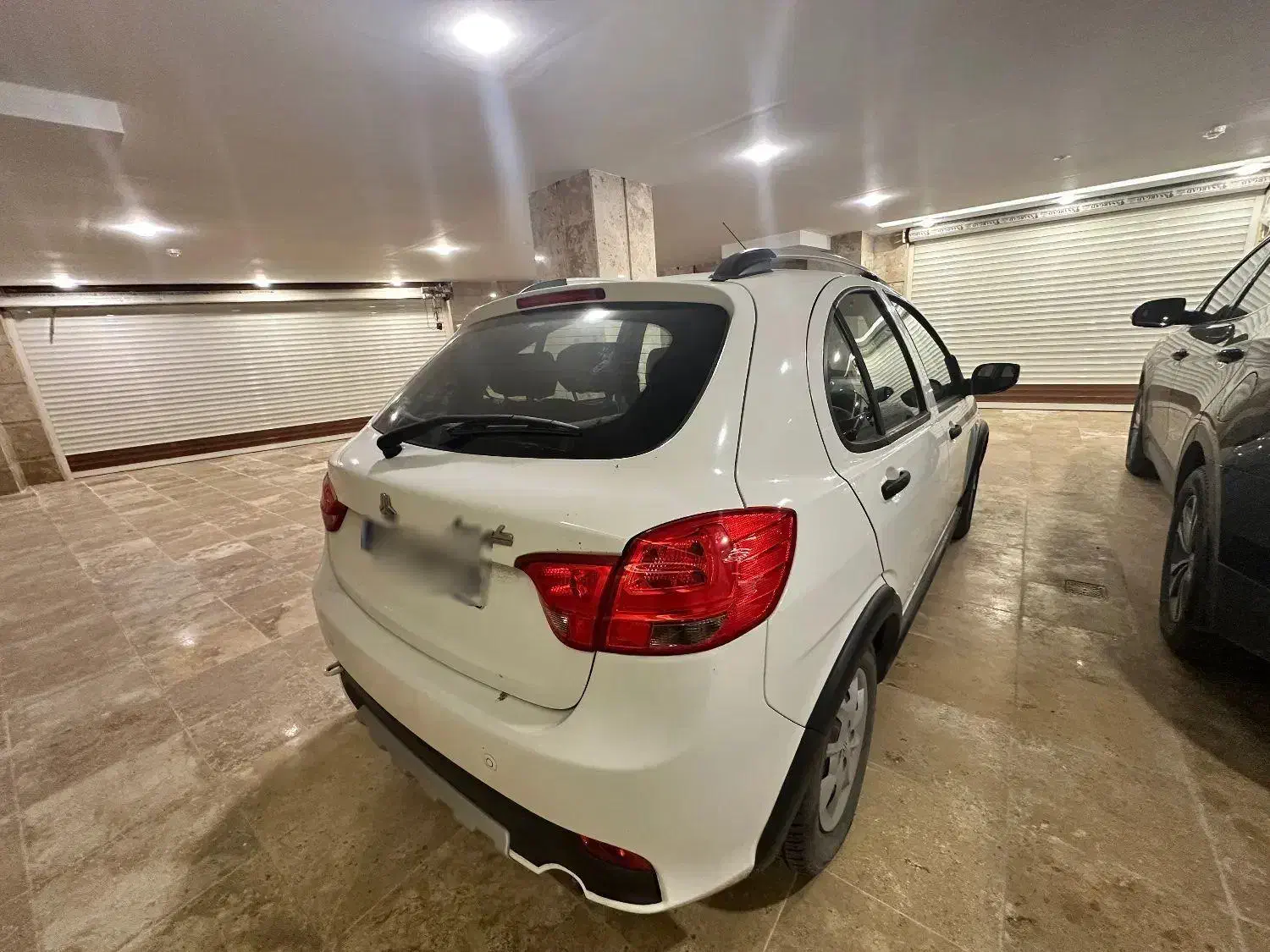 کوئیک ۱۴۰۱ سفید|خودرو سواری و وانت|رشت, کاکتوس|دیوار