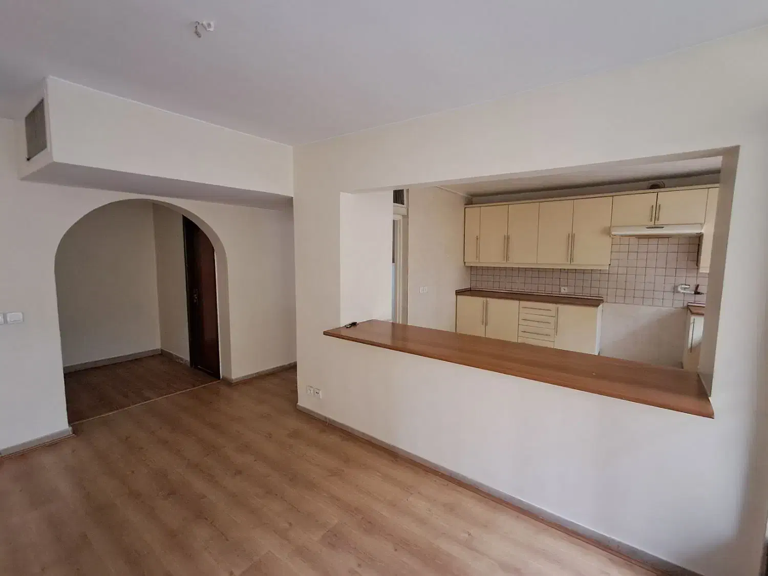 رهن و اجاره آپارتمان دروس / ۲۱۰ متر / ۳ خواب