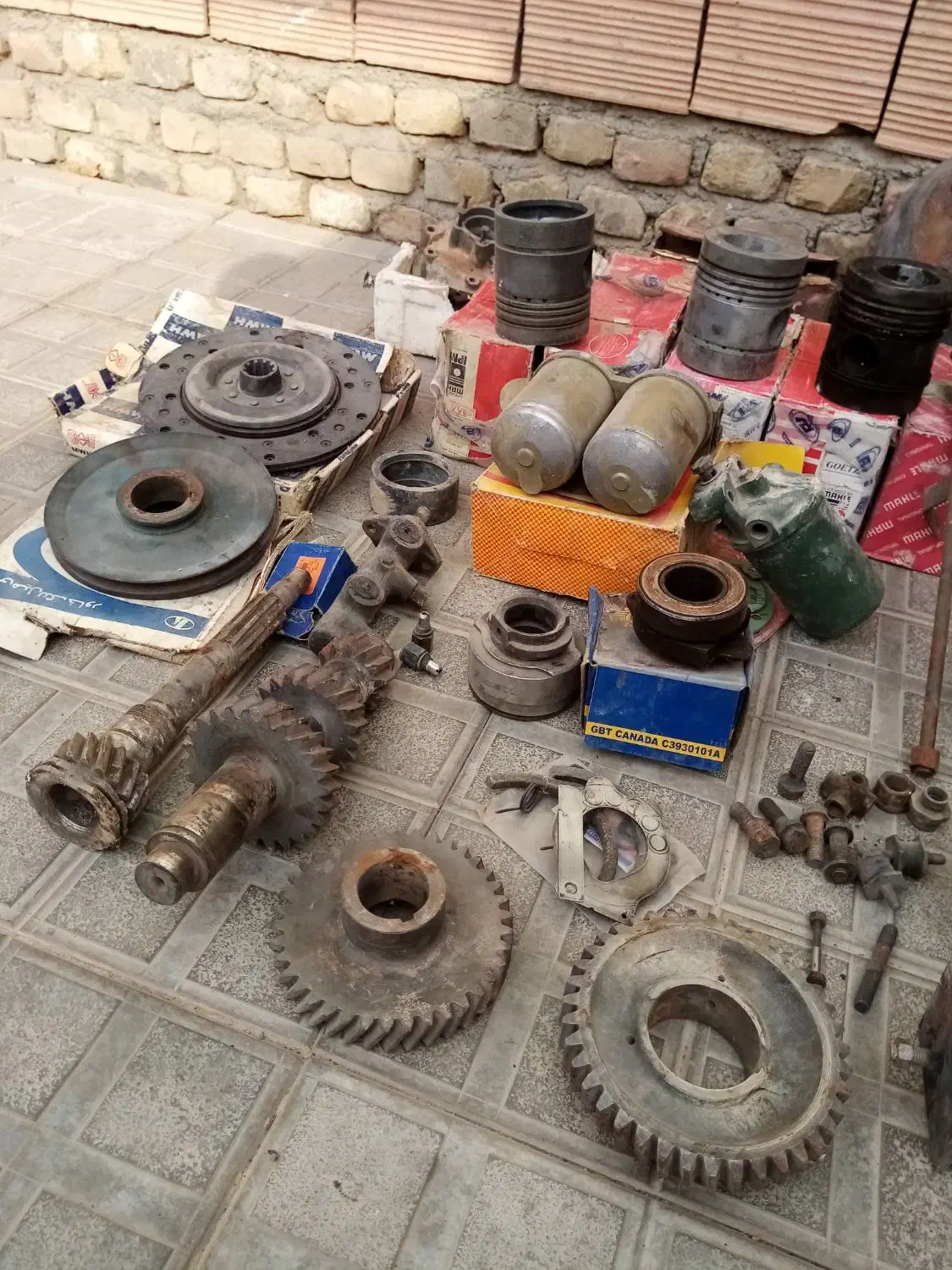 لوازم یدکی خاور ومینی بوس|قطعات یدکی و لوازم جانبی|سبزوار, ایزی شهر|دیوار