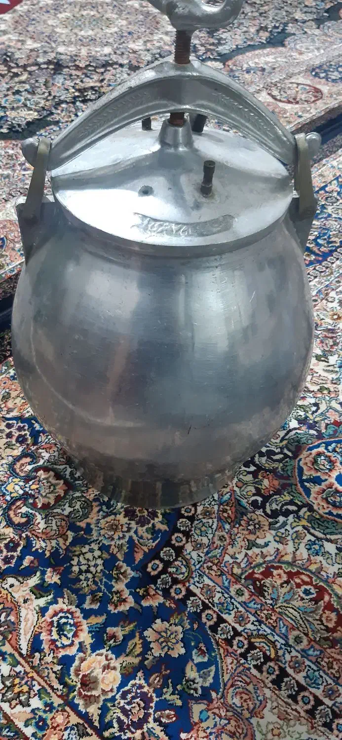 دیگ|ظروف پخت‌وپز|سقز, |دیوار