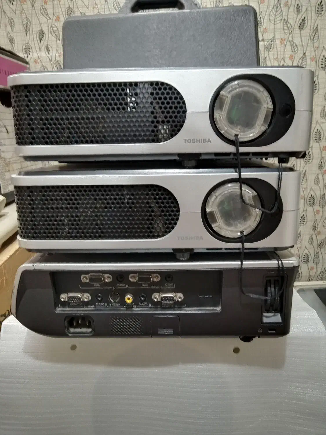 سه دستگاه ویدیو پروژکتور سونی و توشیبا|تلویزیون و پروژکتور|ری, شهید بهشتی|دیوار