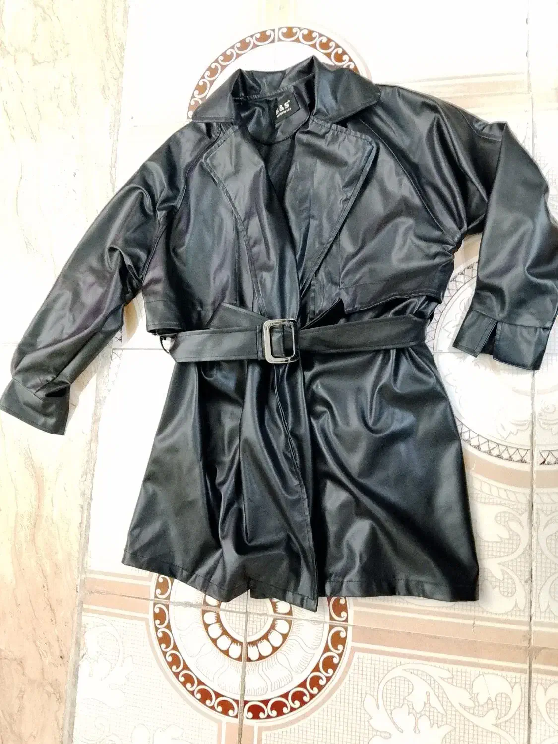 پالتو چرم و فوتر زنانه|لباس|شهریار, دهشاد پائین|دیوار