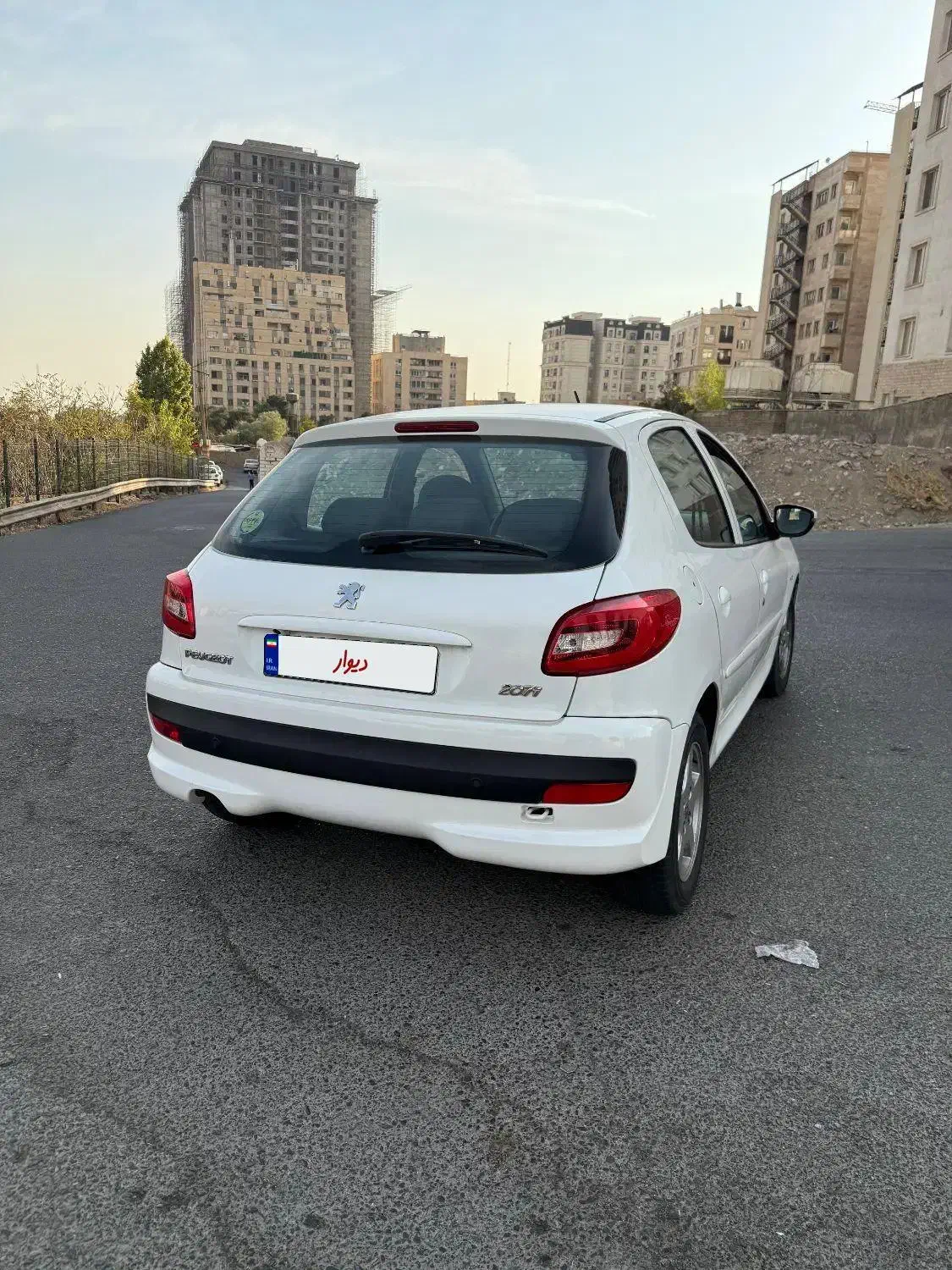 207 اتوماتیک مدل 97|خودرو سواری و وانت|تهران, شهرک فردوس (حسینی)|دیوار