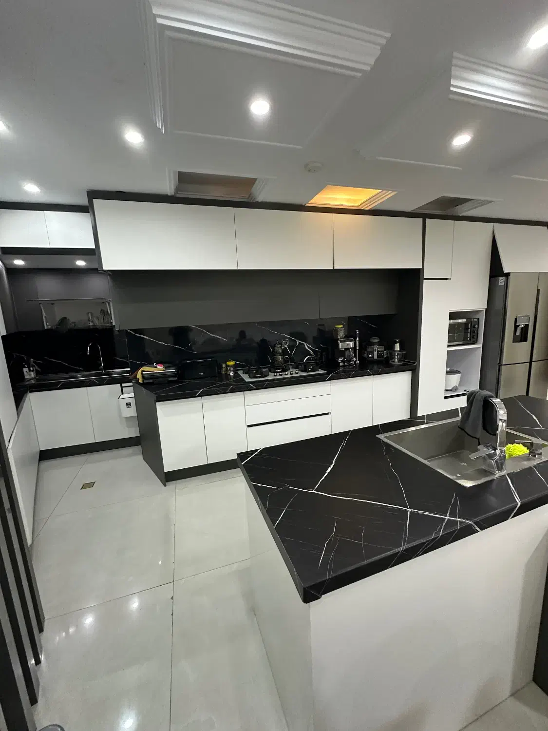 ۲۴۰ متر/۴ خوابه/استخر دار/کم واحدی/فاز۲|اجارهٔ خانه و ویلا|پردیس, فاز ۲|دیوار