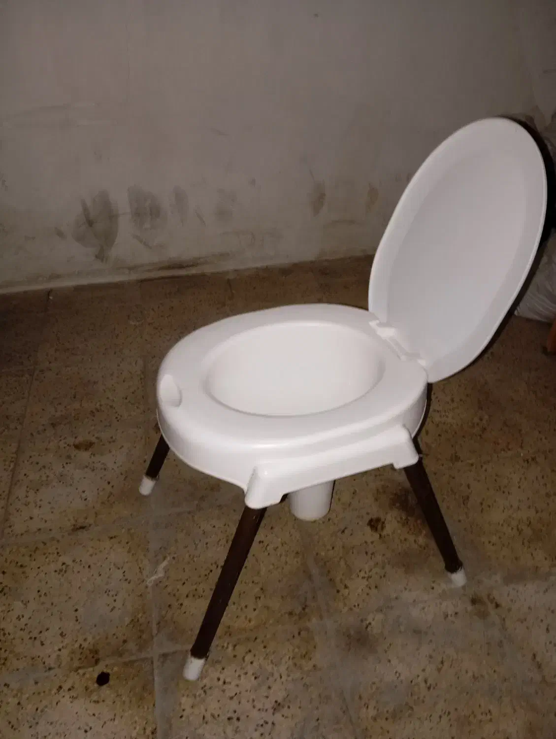 توالت فرنگی|لوازم سرویس بهداشتی|مشهد, حضرت حجت|دیوار