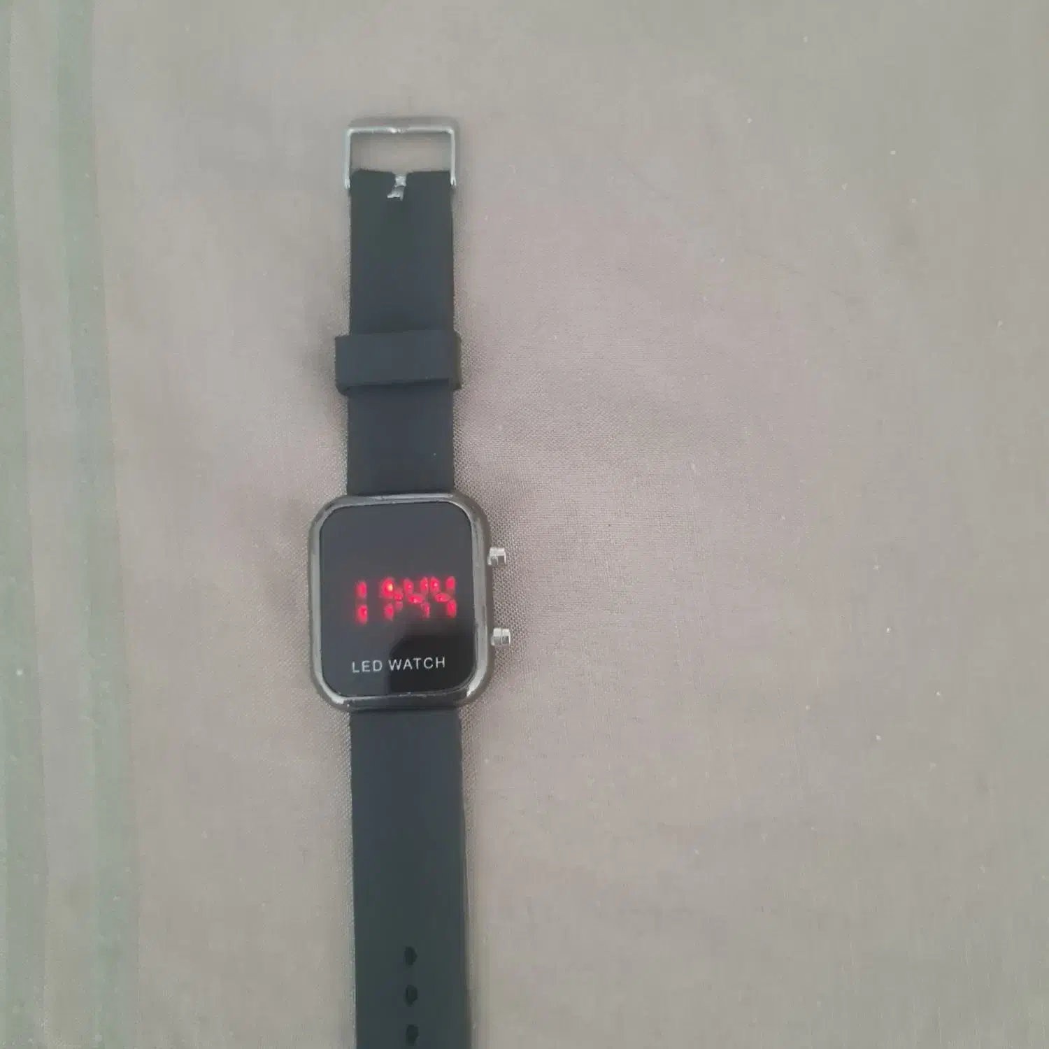 ساعت ال ای دی|لوازم جانبی موبایل و تبلت|کرمان, |دیوار