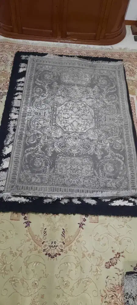 چند عدد فرش دست دوم فروشی|فرش|رشت, دیانتی|دیوار
