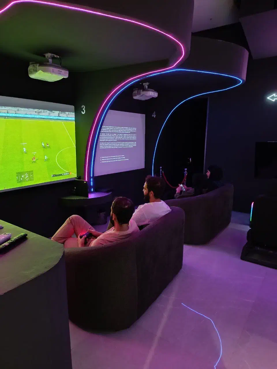 گیم سنتر، بازی با شبیه ساز رانندگی|خدمات رایانهای و موبایل|گلبهار, شهر جدید گلبهار|دیوار