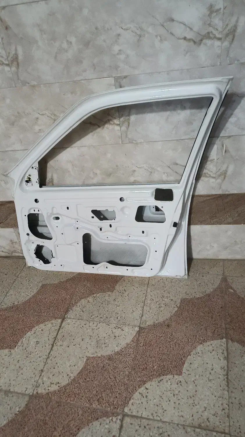 فروش درب پژو تیو فایو|قطعات یدکی و لوازم جانبی|خمینی‌شهر, |دیوار