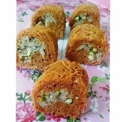 پخت و فروش انواع شیرینی‌جات عربی|خوردنی و آشامیدنی|قم, دورشهر|دیوار