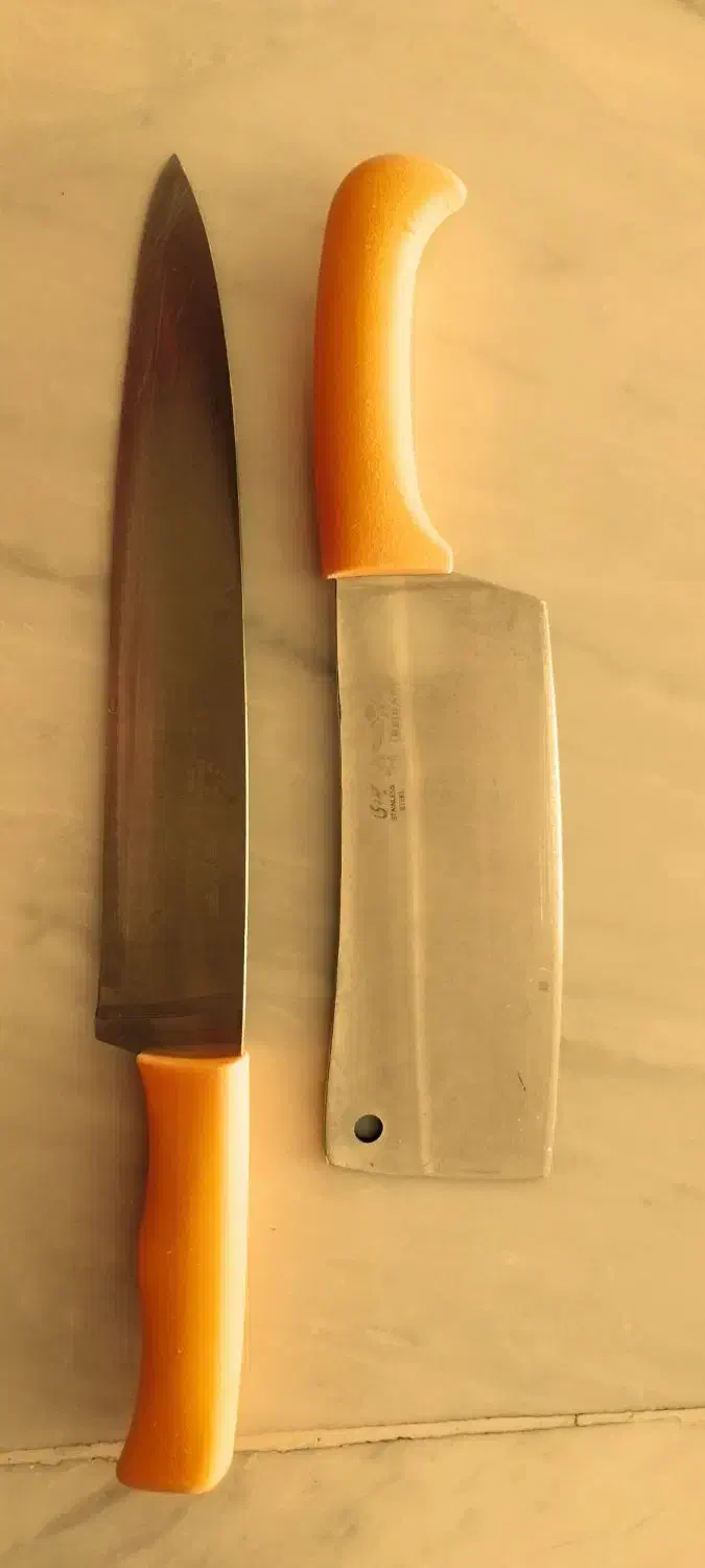 ساتور و چاقو|ظروف پخت‌وپز|دورود, |دیوار