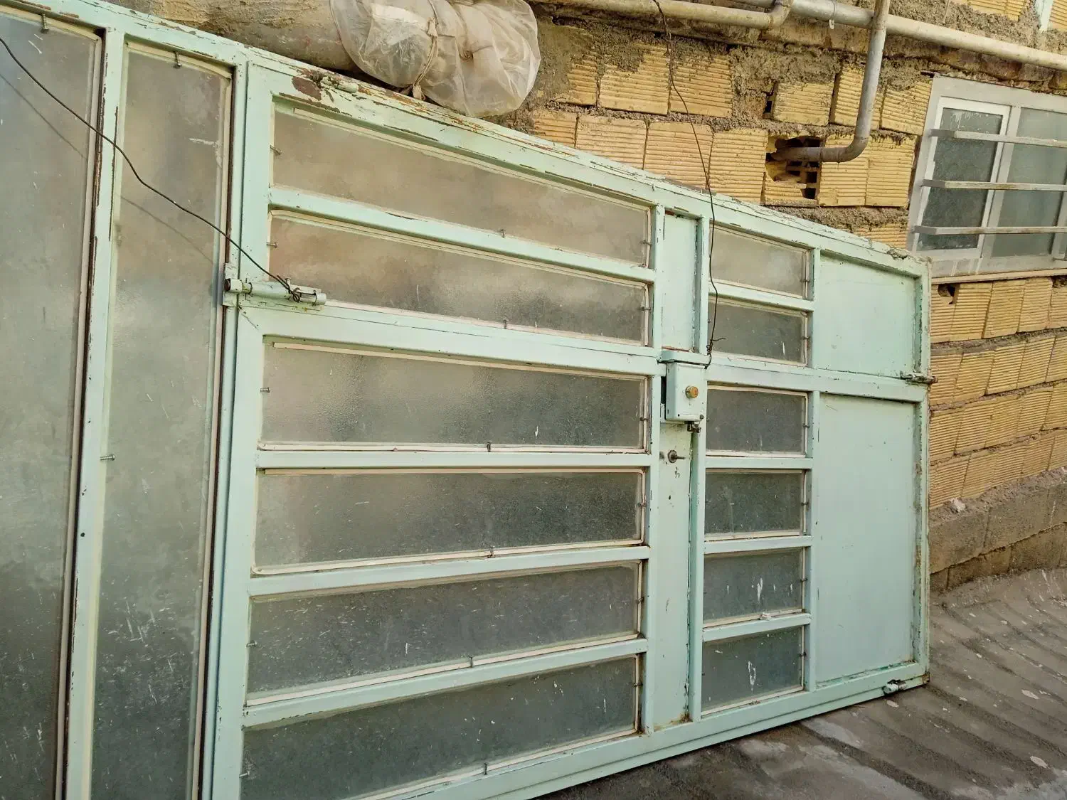 در فلزی نو|مصالح و تجهیزات ساختمان|جوانرود, |دیوار