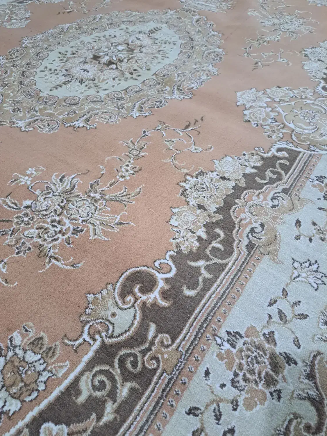 ۳ عدد فرش شش متری|فرش|رشت, گلباغ نماز|دیوار