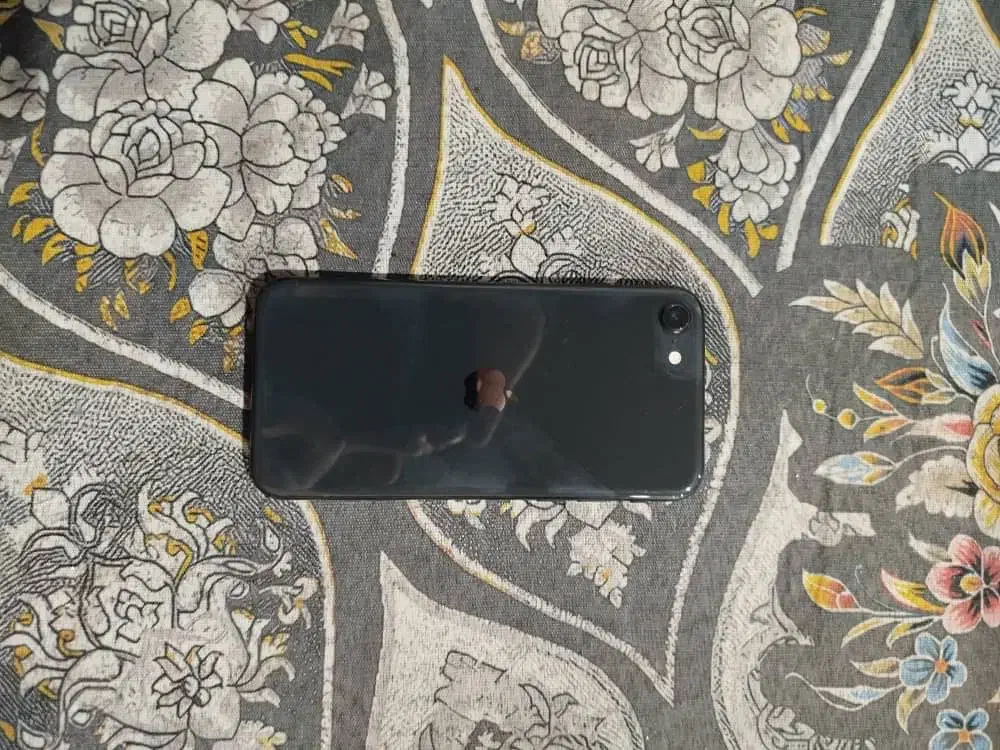 موبایل آیفونse2020|موبایل|خمینیشهر, |دیوار