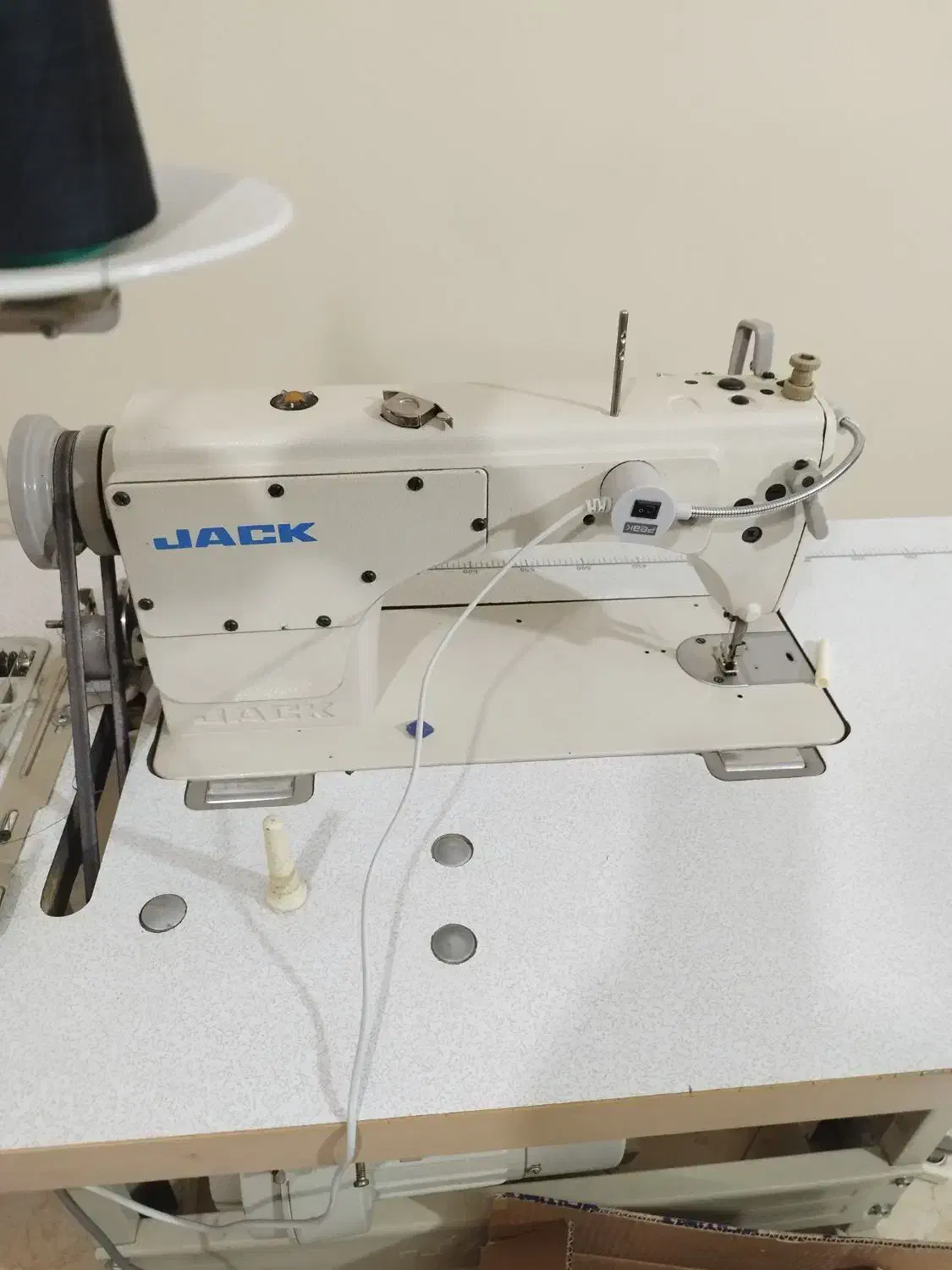 خیاطی|چرخ خیاطی و ریسندگی|بروجرد, |دیوار