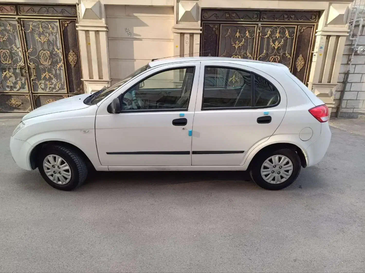 خودرو تیبا هاچبک EX مدل آخر ۹۹|خودرو سواری و وانت|بروجرد, |دیوار