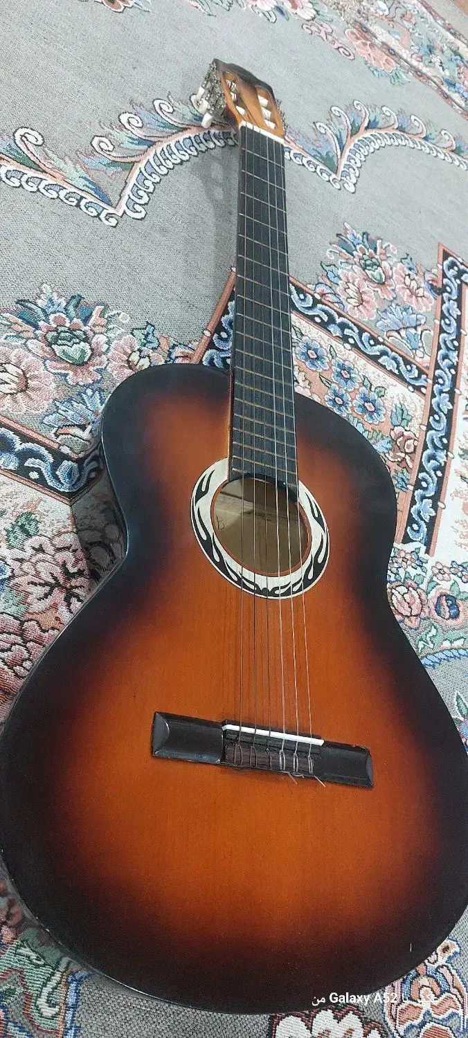 گیتار|گیتار، بیس، امپلیفایر|شوشتر, |دیوار