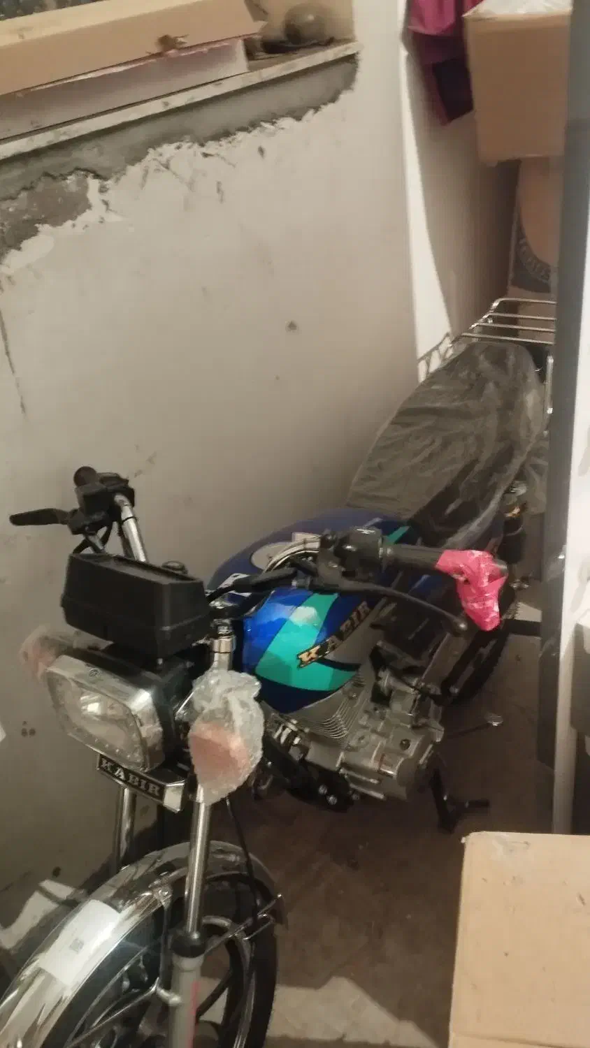 موتور 200 کبیر آک|موتورسیکلت|رابر, |دیوار