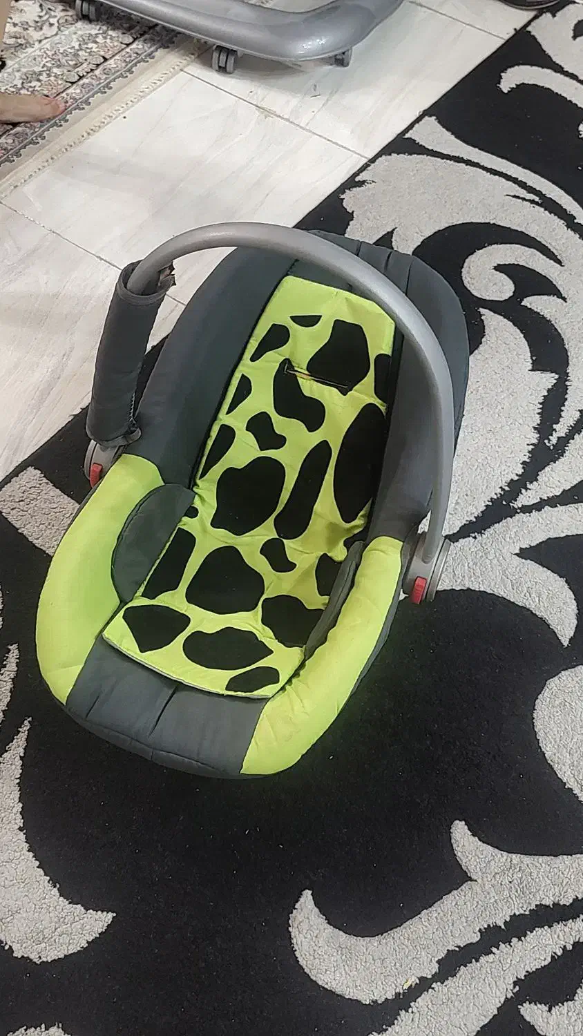 کریر|کالسکه و لوازم جانبی|قائم‌شهر, |دیوار