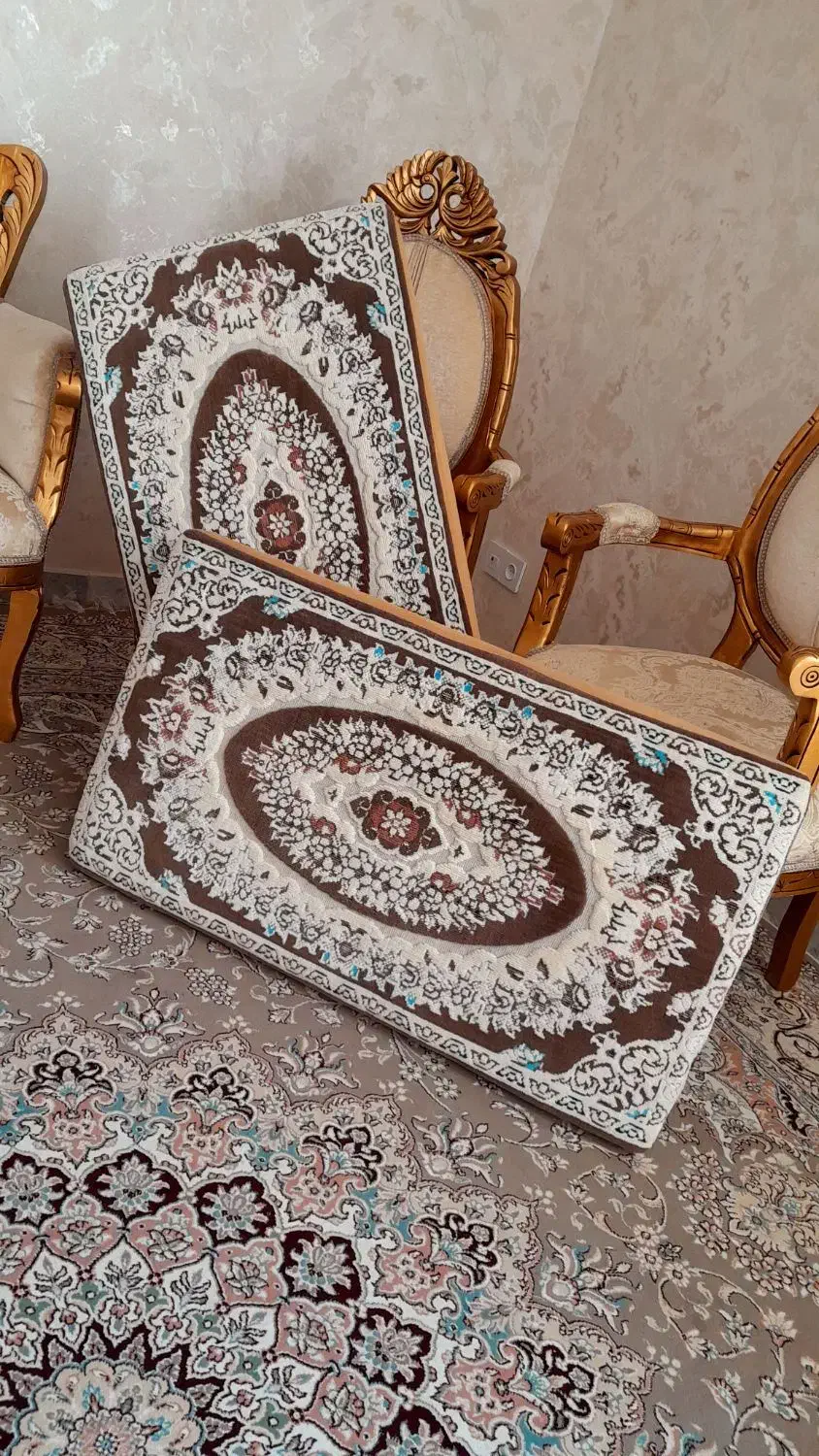 1جفت پشتی خیلی تمیز|پشتی|سبزوار, فیاض|دیوار