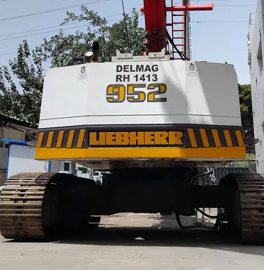 استخدام اپراتور بیل مکانیکی|استخدام صنعتی، فنی، مهندسی|برازجان, |دیوار