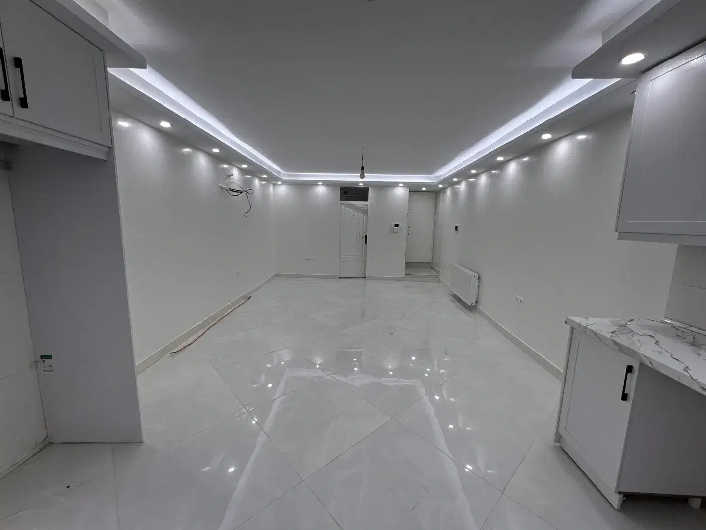 ۵۵متر زیرهمکف فول بازسازی یک خواب مستر در حد نوساز