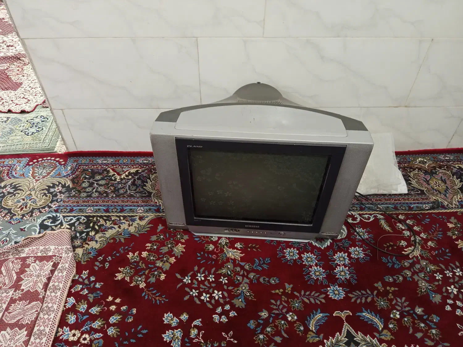 تلوزیون و میزتلوزیون|تلویزیون و پروژکتور|باقرشهر, |دیوار