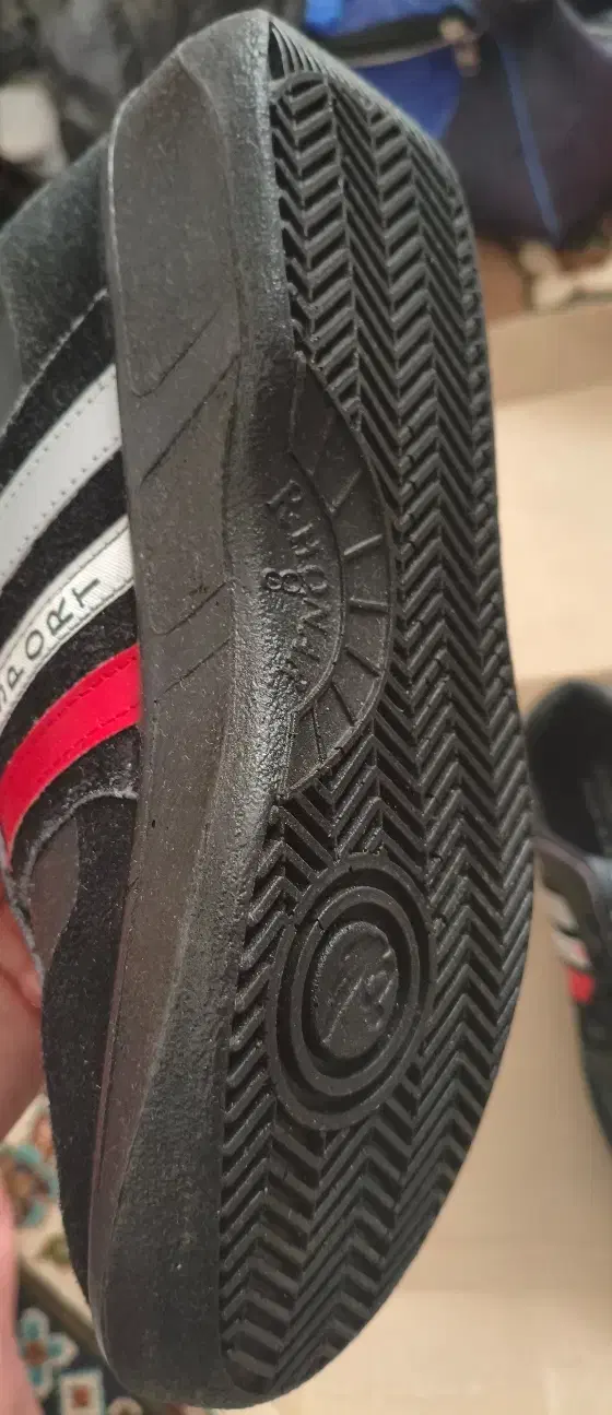 کفش اسپرت|کیف، کفش، کمربند|خرم‌آباد, |دیوار