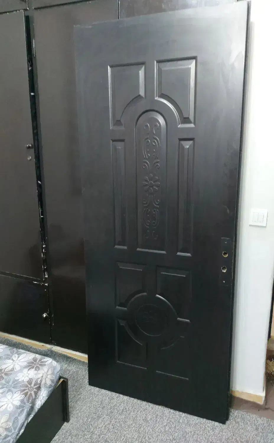 ۲ در چوبی|مصالح و تجهیزات ساختمان|رشت, شهرک صبا|دیوار