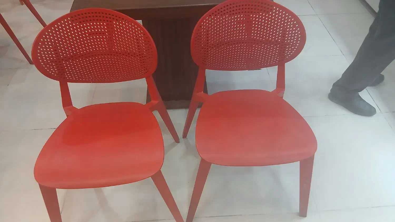 صندلی پلاستیکی نظری|صندلی و نیمکت|تبریز, |دیوار