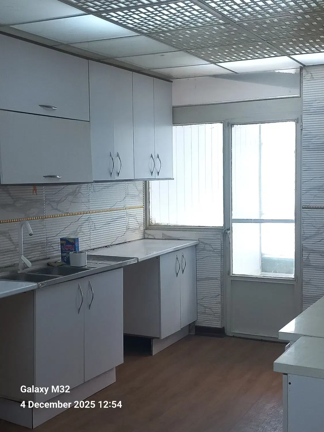 گیشا ، ۱۶۰ متر ، ۳ خواب