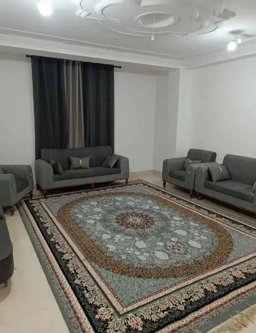 سوئیت منزل مبله خیلی تمیز|اجارهٔ کوتاه‌مدت آپارتمان و سوئیت|کاشان, باغ فین|دیوار