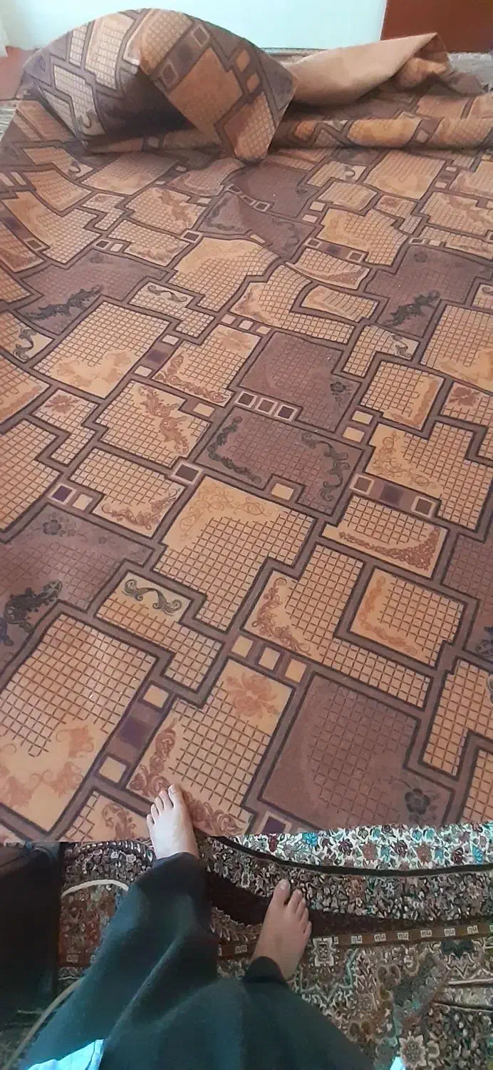 درب آهنی ،موکت کم استفاده شده و سینک ۱.۲۰|مصالح و تجهیزات ساختمان|اهر, |دیوار