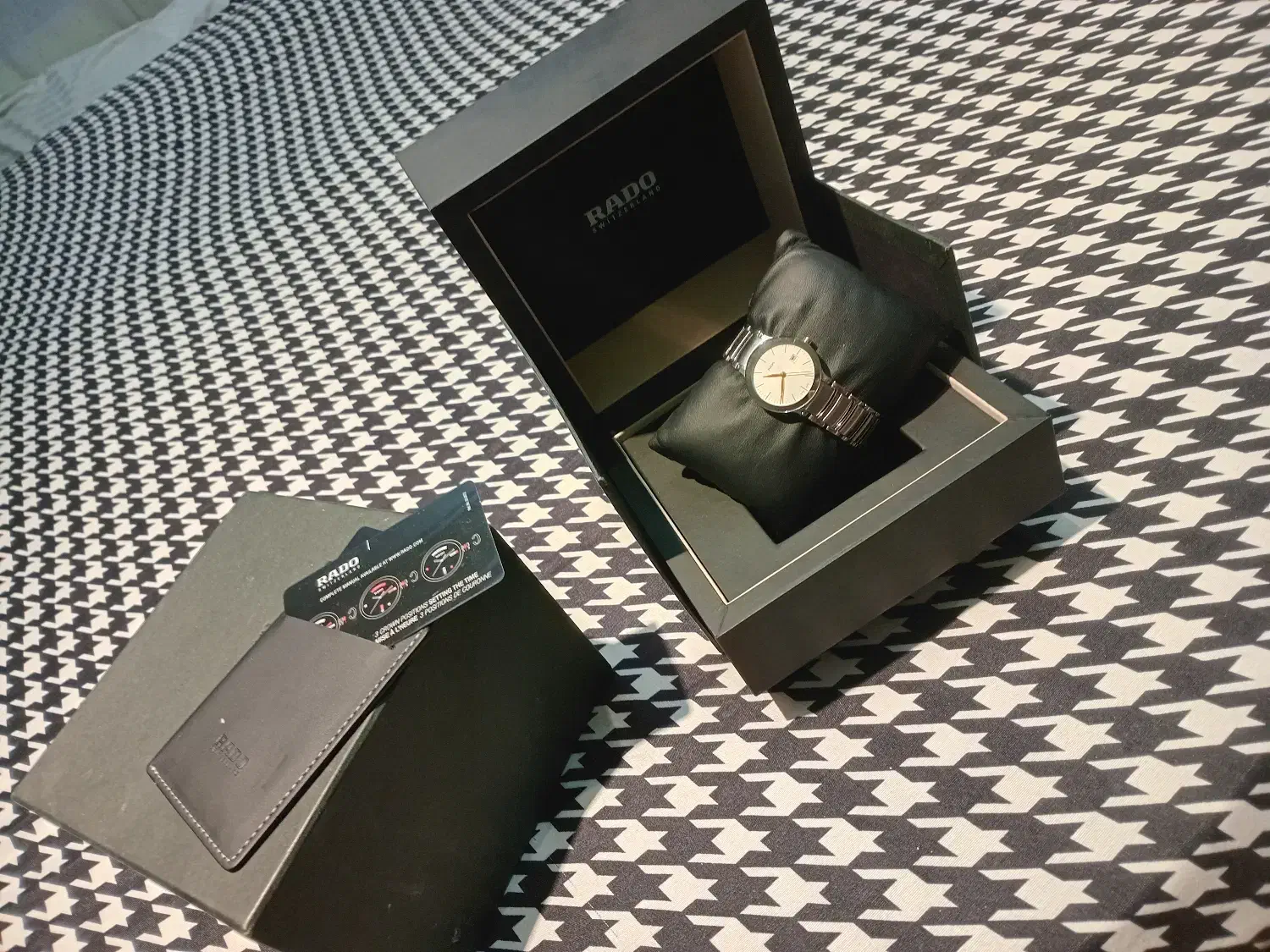 ساعت|ساعت|مشهد, هنرستان|دیوار