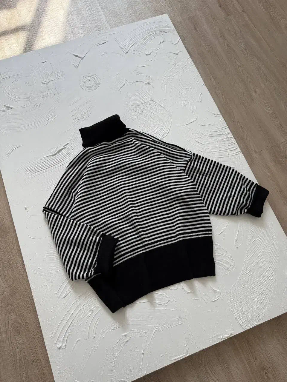 بافت یقه اسکی|لباس|گالیکش, |دیوار