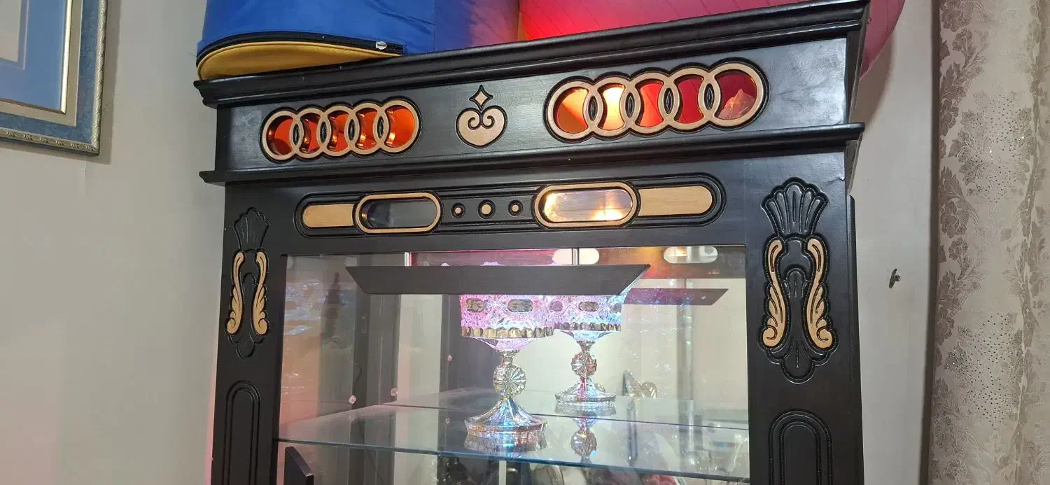 ویترین محکم|بوفه، ویترین، کنسول|کاشان, فین کوچک|دیوار