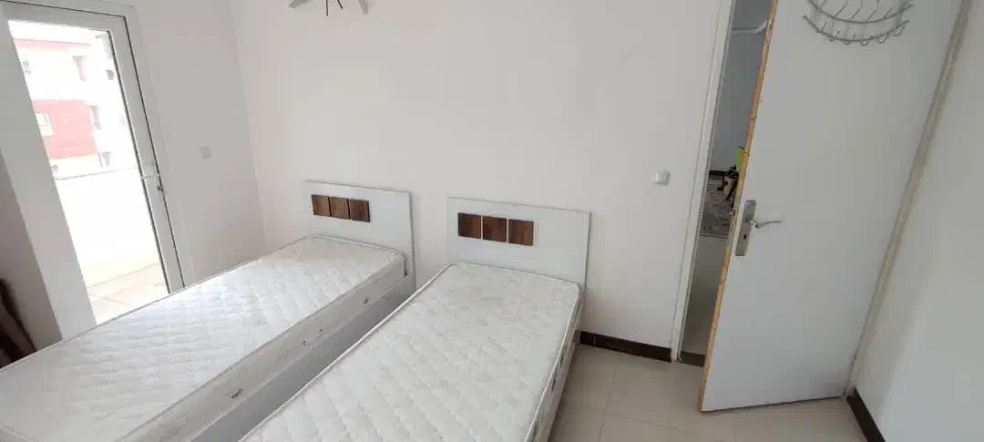 تشک تک‌نفره رویال کم‌استفاده بسیار تمیز|تشک تختخواب|رشت, کوی مهر|دیوار