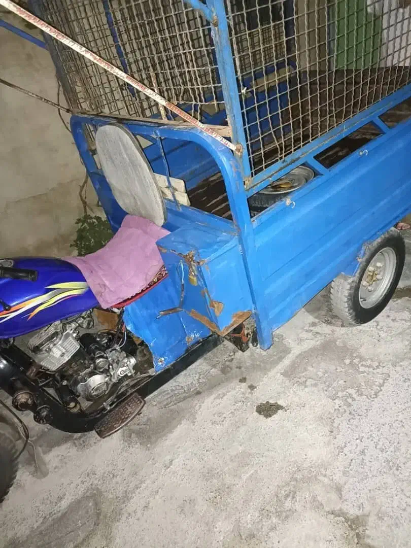 بار بری جابه جایی وسایل با موتور سه چرخ|خدمات حمل و نقل|کامیاران, |دیوار