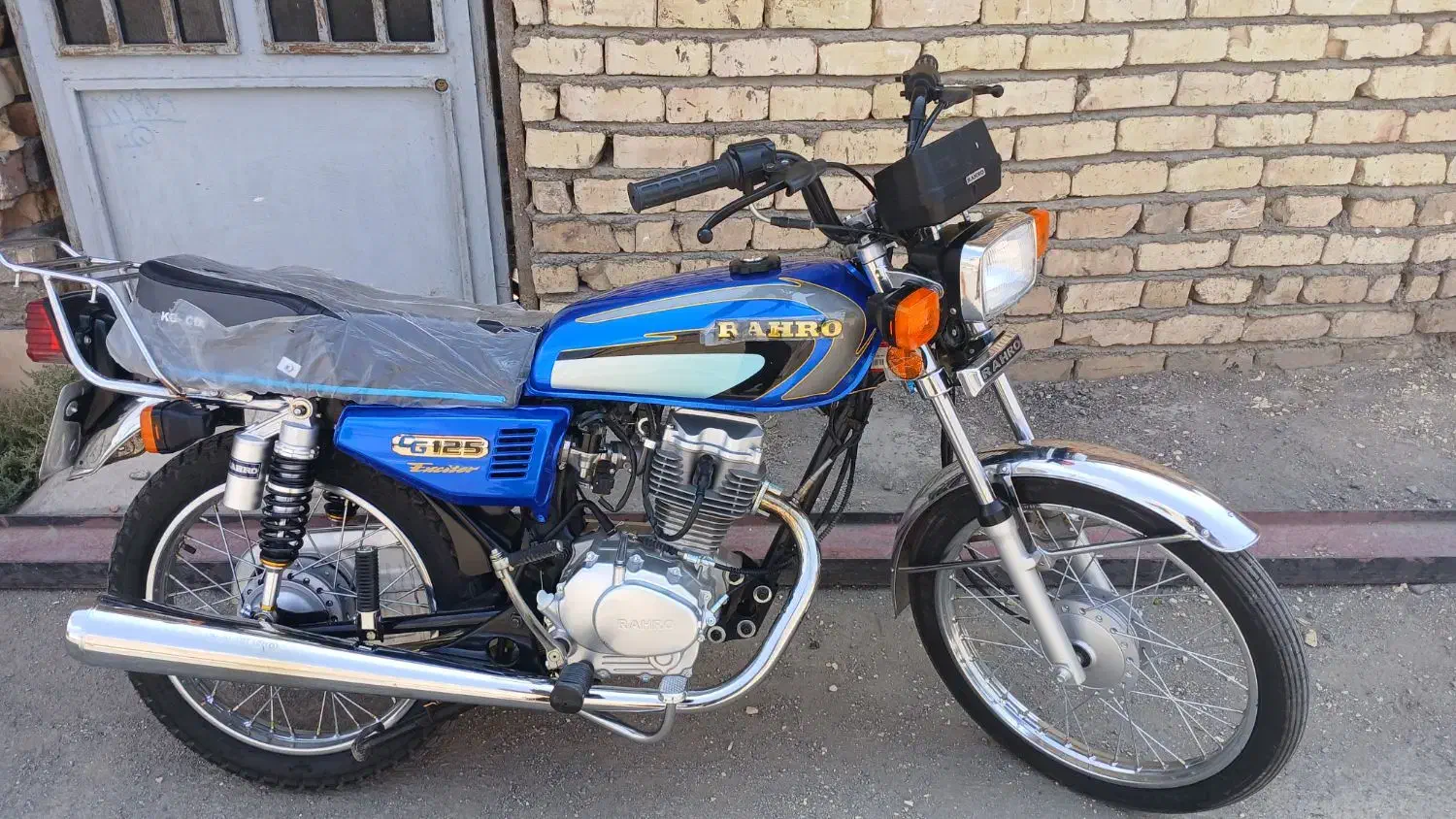 با سلام موتور مدل 1403 سالم هزارتا کار درخدمتیم|موتورسیکلت|قنوات, |دیوار