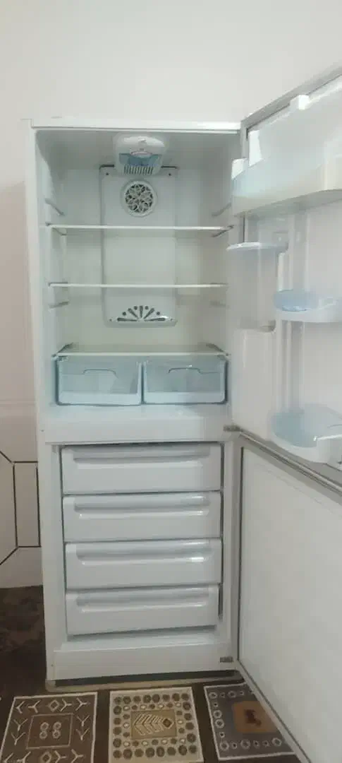 یخچال|یخچال و فریزر|داراب, |دیوار