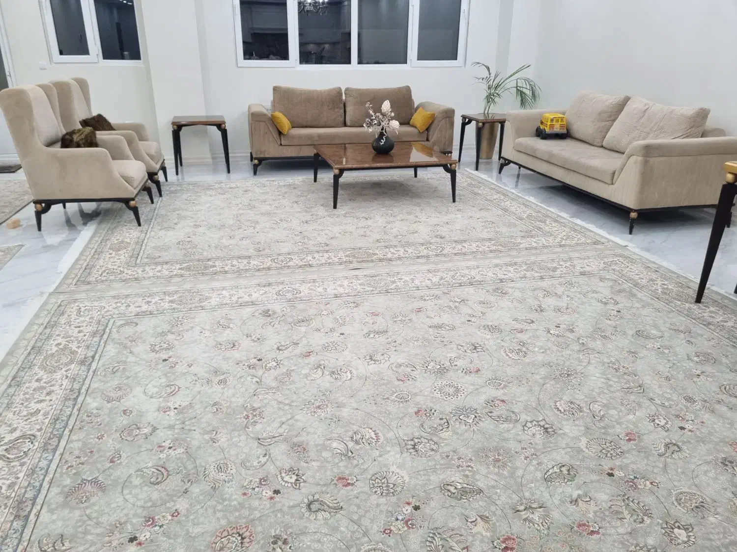 فروش فرش ۱۶۰۰ شانه|فرش|کرج, مهرویلا شمالی|دیوار