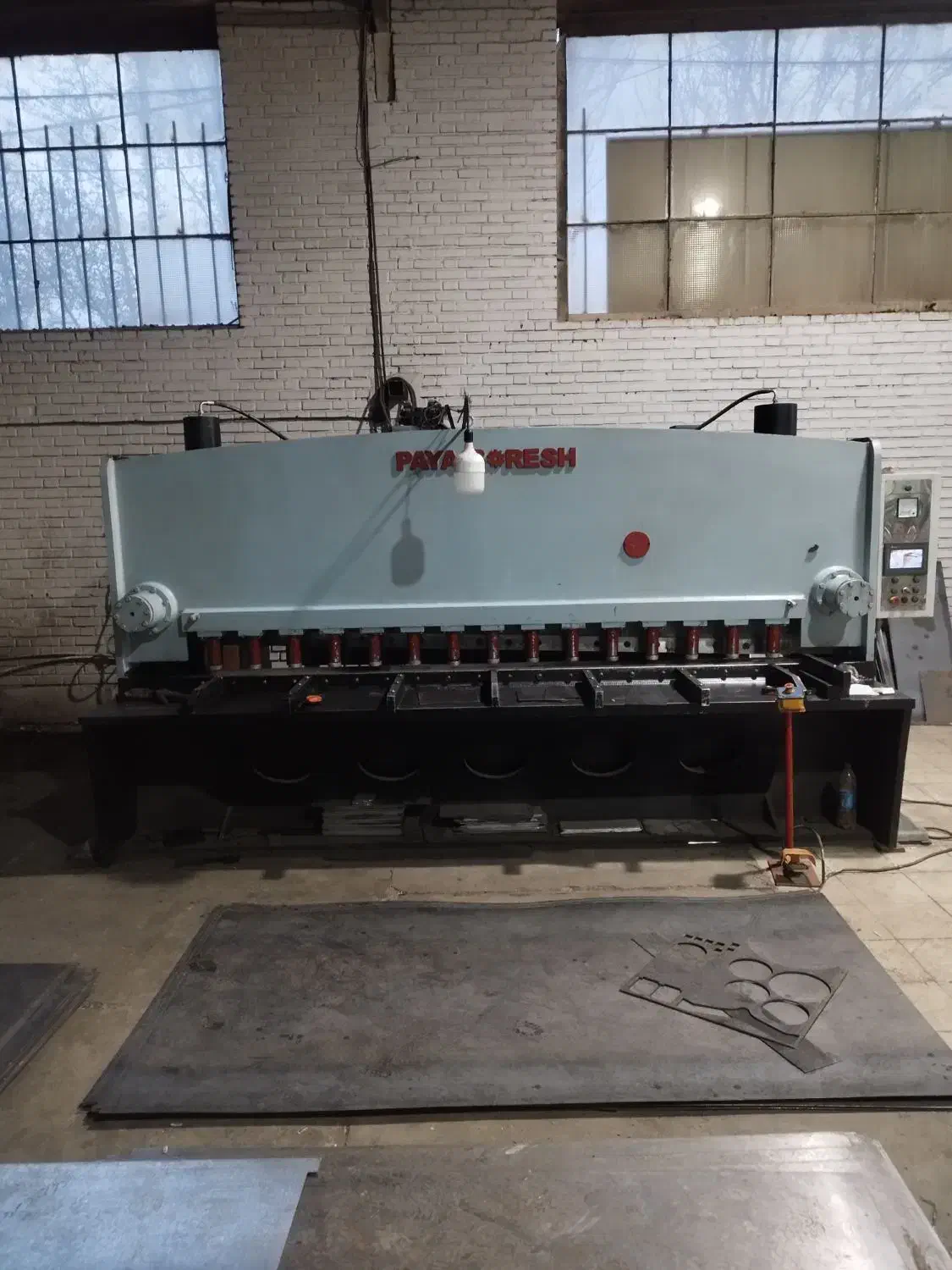 خدمات برشکاری لیزر و خم کاری و نورد کاری|خدمات پیشه و مهارت|الوند, |دیوار