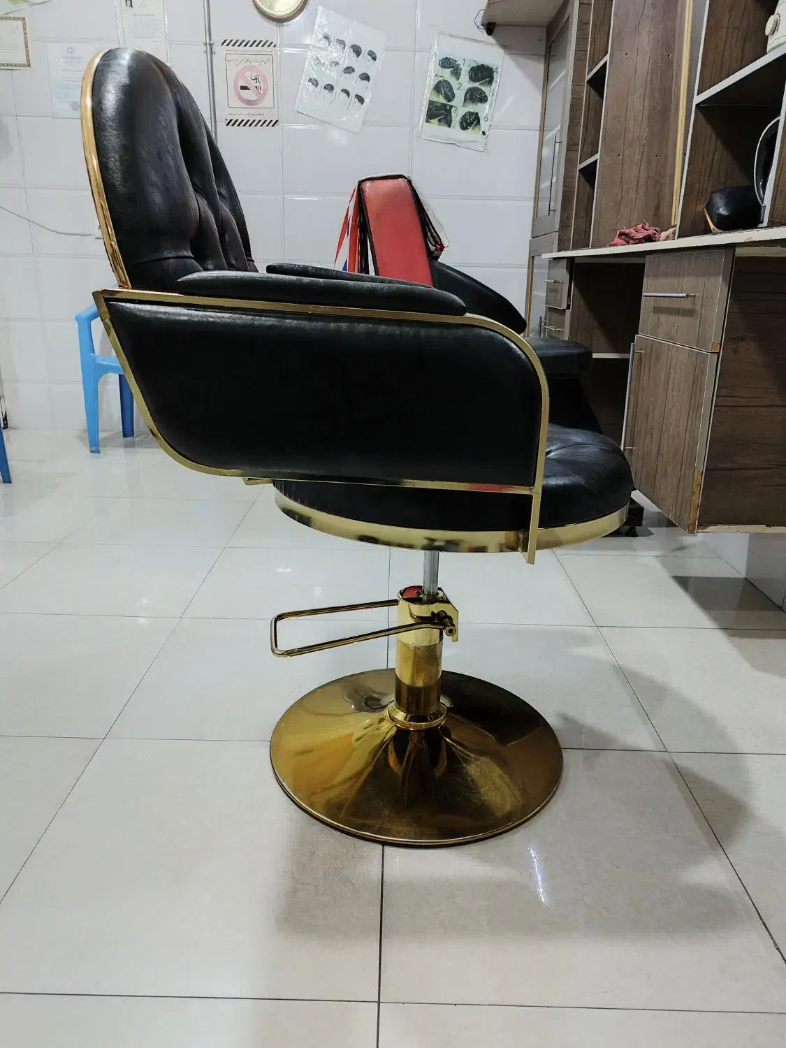 صندلی آرایشگاه VIP|آرایشگاه و سالنهای زیبایی|بانه, |دیوار