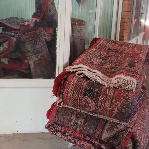 خریدار فرش دستبافت کهنه|فرش|همدان, |دیوار